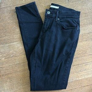 Full length curvy-skinny Levi jeans